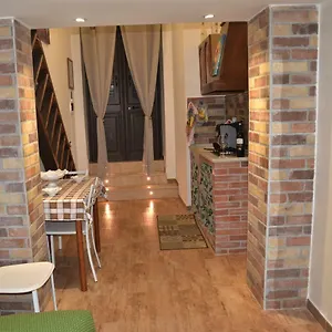 Casa Del Vicolo Apartment