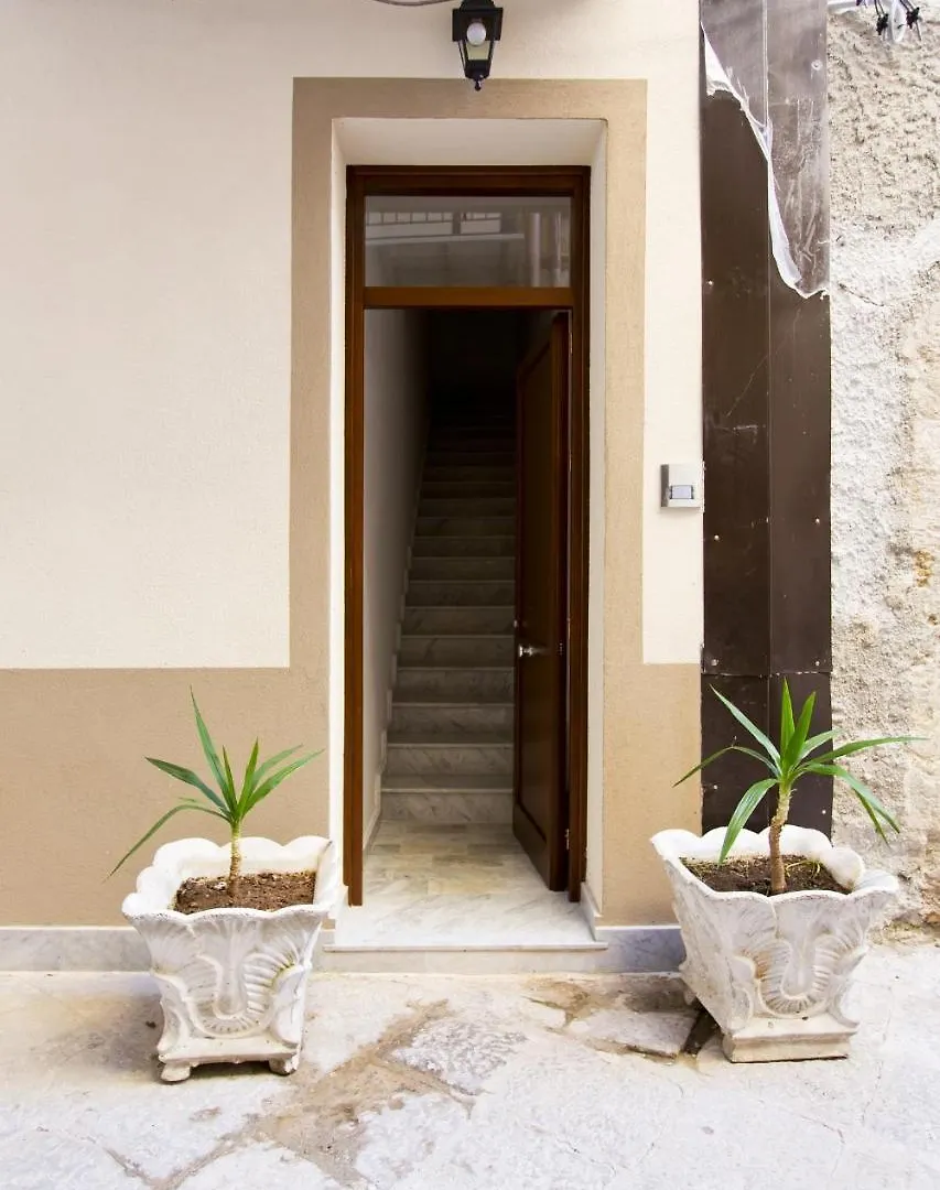 Greek Apartments Palermo 0*,